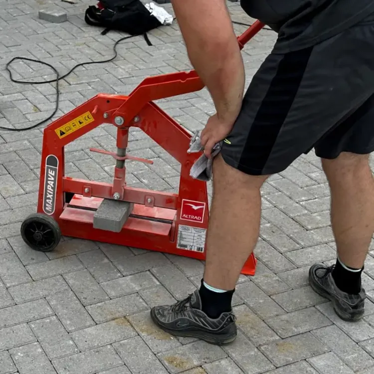 Separador de Blocos BELLE Maxipave Lâmina 408mm 45.6kN