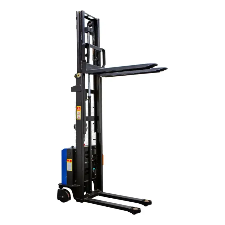 O EMPILHADOR ELÉCTRICO CAPAC. 1000 KG ELEV. 3000 MM (5)