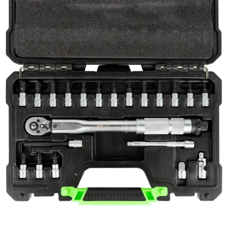 Caixa de 21 Peças com Chave Dinamométrica JBM 1/4" 5-25Nm