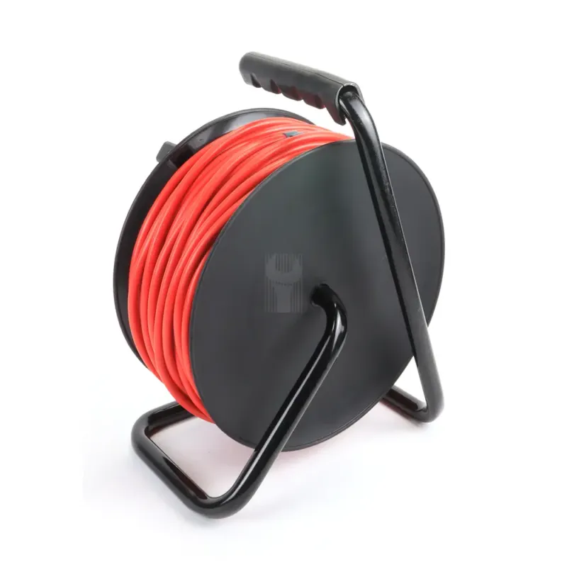 Extensão Elétrica com Enrolador Plástico MADER 50m 3Gx1.5mm² IP44