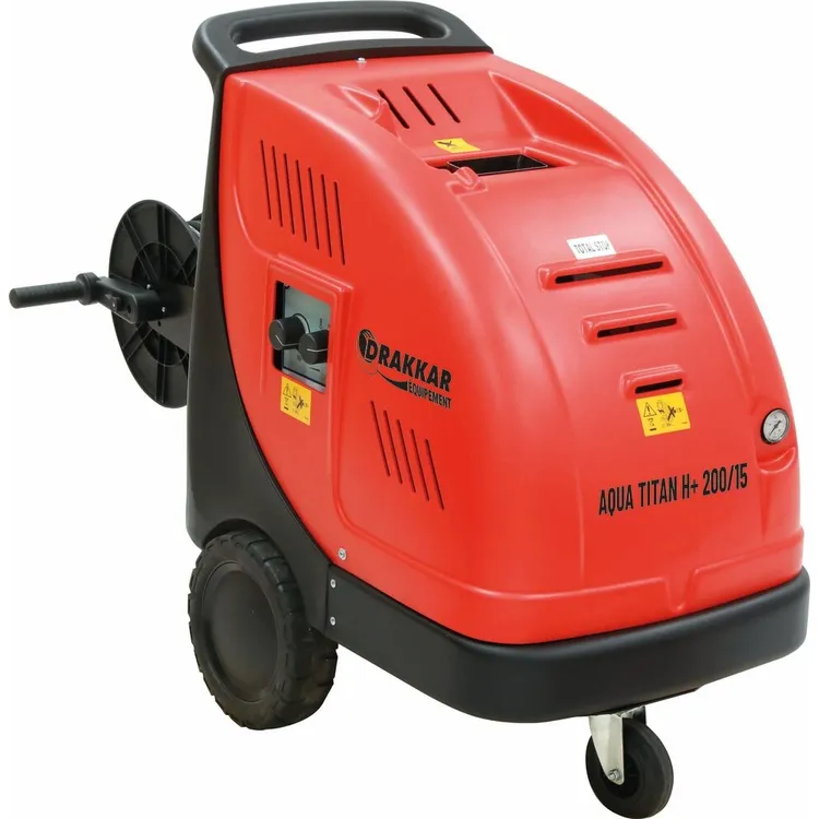 Lavadora de Alta Pressão Água Quente DRAKKAR 380V 15 l/min 200 bar com Enrolador 20m Lavadora de Alta Pressão Água Quente DRAKKAR 380V 15 l/min 200 bar com Enrolador 20m