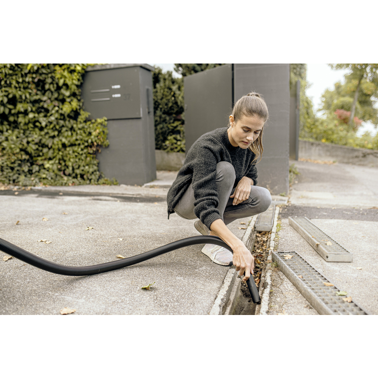 Aspirador de Sólidos e Líquidos Kärcher WD 2 Plus V-12/4/18/C 1000W 12L 220-240V