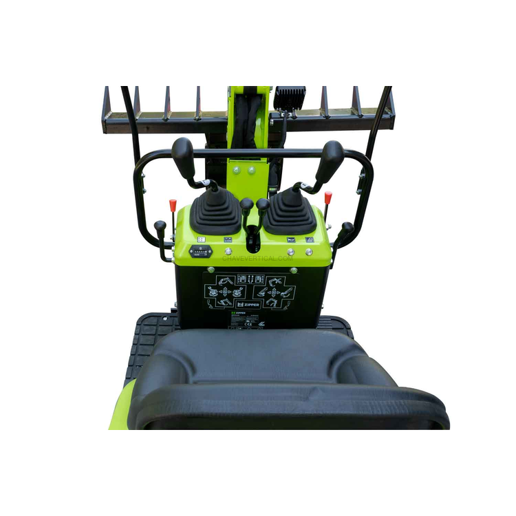 Mini Escavadora ZIPPER 6.3kW 562kg